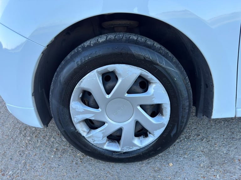 2017 Dacia Sandero 1.0 SCe Ambiance Hatchback 5dr Petrol Manual Euro 6 (75 ps) Hatchback Petrol M...