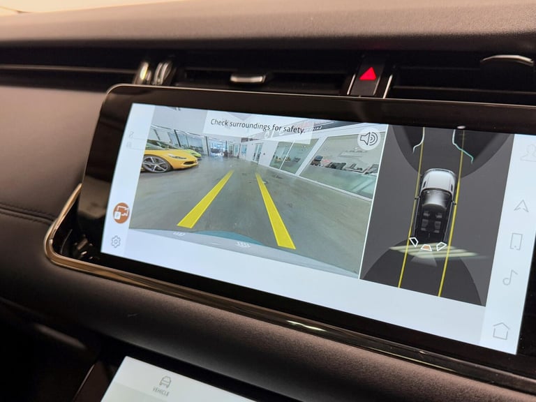 2022 Land Rover Range Rover Evoque 2.0 D200 MHEV R-Dynamic SE SUV 5dr Diesel Auto 4WD Euro 6 (s/s...