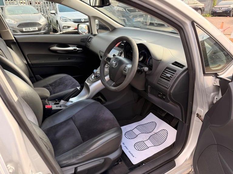 2010 Toyota Auris 1.8 VVT-h T Spirit CVT Euro 5 (s/s) 5dr HATCHBACK Petrol/Electric Hybrid Automatic