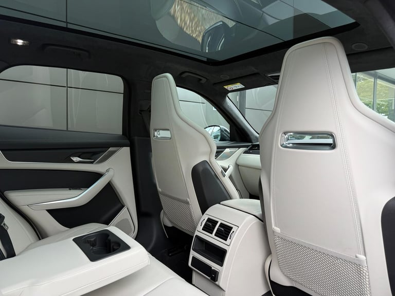 2023 Jaguar F-Pace 2.0 D200 R-Dynamic HSE Black 5dr Auto AWD ESTATE DIESEL Automatic