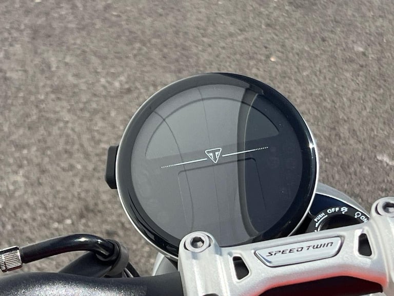 2025 Triumph Speed Twin 1200 RS STANDARD COLOUR black Manual