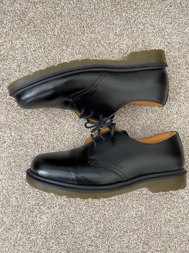 DR MARTENS AIRWAIR OXFORD SHOES