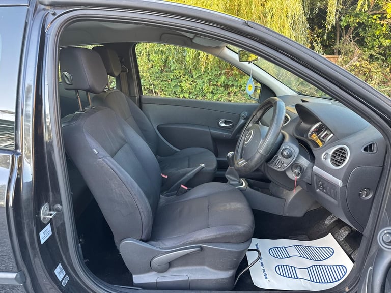 2009 Renault Clio 1.2 TCe 16v Dynamique 3dr HATCHBACK Petrol Manual