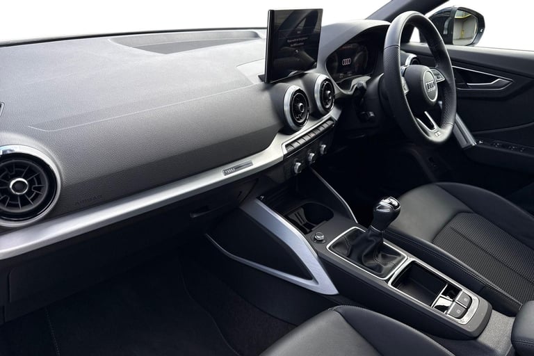 2025 Audi Q2 S line 30 TFSI  116 PS 6-speed SUV PETROL Manual