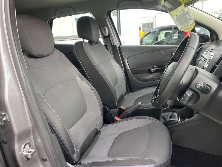 2015 Renault Captur 1.5 dCi ENERGY Dynamique MediaNav SUV 5dr Diesel Manual