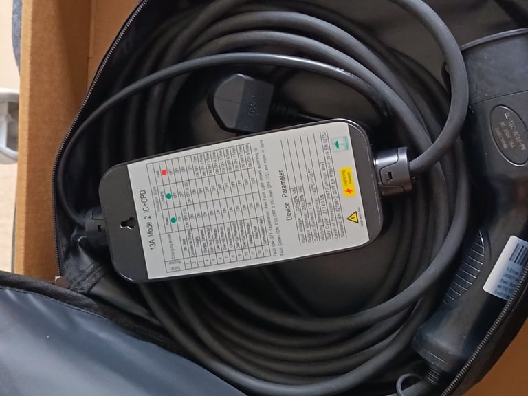E-S1mple Portable EV Charger