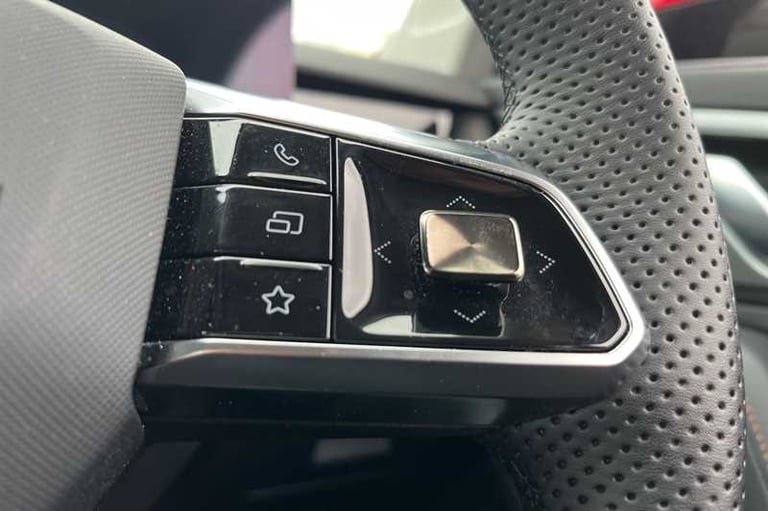 2025 MG MG HS 1.5 T-GDI Trophy 5dr ESTATE PETROL Manual