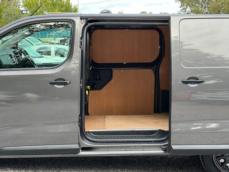 2021 Citroen Dispatch 1.5 BlueHDi 1200 Enterprise XL FWD 3 Euro 6 (s/s) 6dr PANEL VAN Diesel Manual