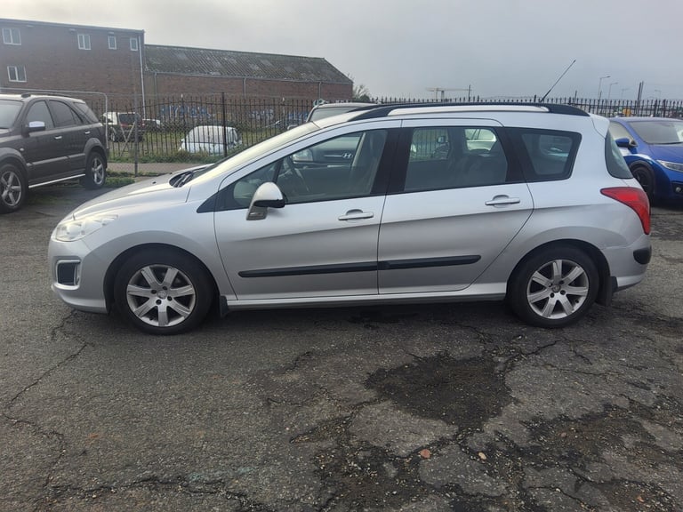2013 Peugeot 308 1.6 e-HDi 115 Access 5dr 2 owners from new just had cambelt +waterpump  ESTATE D...