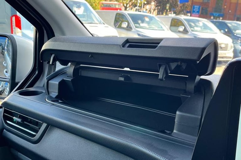 2025 Ford Transit Custom 320 Limited AUTO L2 LWB PHEV Double Cab In Van Petrol FWD 2.5 232ps, HEA...