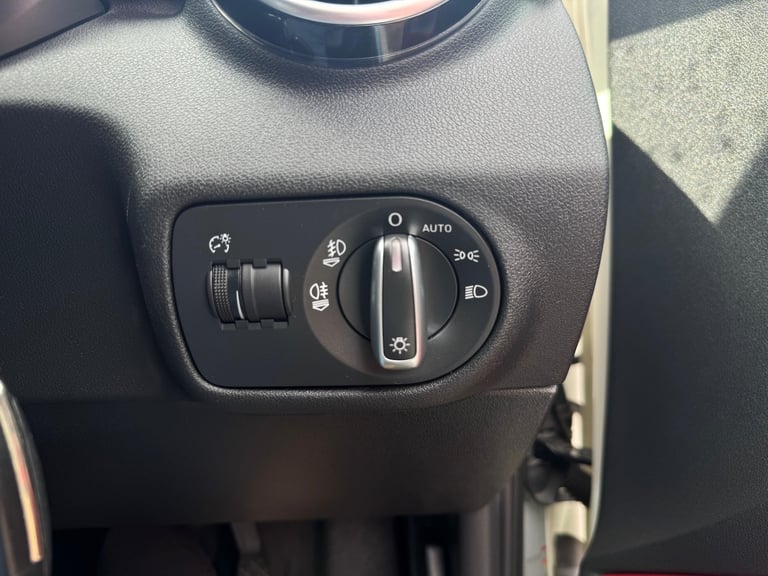 2011 Audi A1 1.4 TFSI Hatchback Petrol Automatic