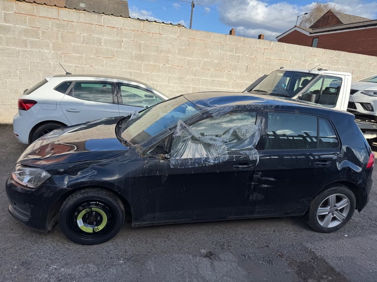 Volkswagen Golf MK7 2.0 TDI CRL BREAKING