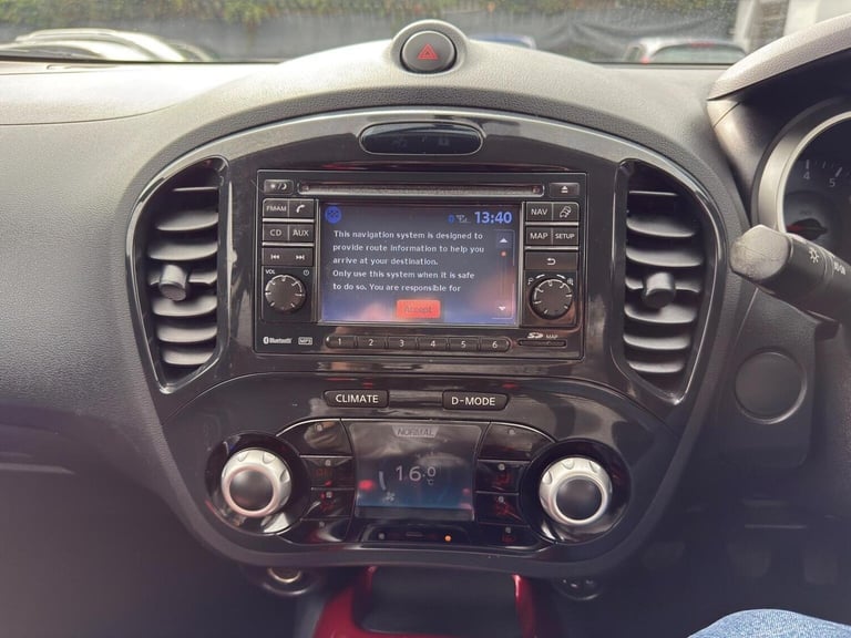 NISSAN JUKE 1.6 Acenta Premium Euro 5 5dr 2011