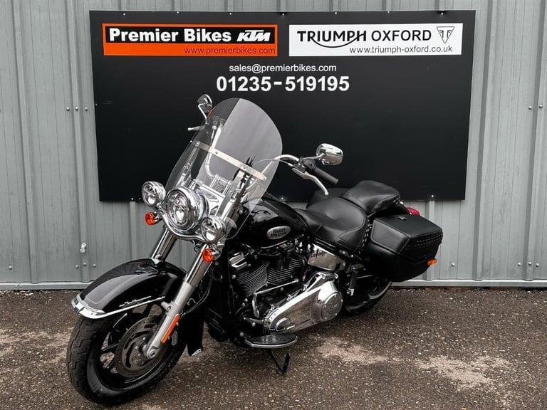 2022/22 Harley-Davidson Heritage Classic 114 1868 Motorcycle 