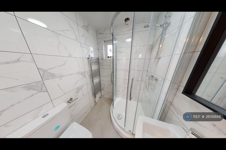 5 bedroom house in Charter Avenue, Coventry, CV4 (5 bed) (#2656888)