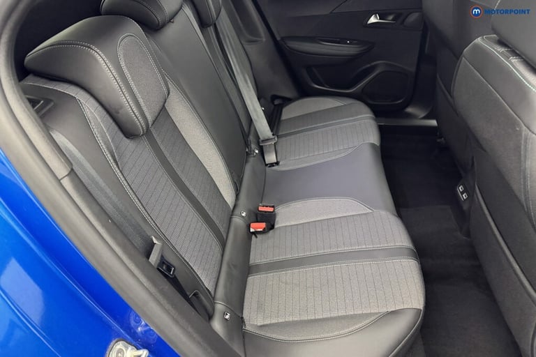 2022 Peugeot 2008 1.5 BlueHDi 110 Allure Premium 5dr HATCHBACK DIESEL Manual