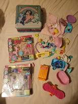 My little pony tin and accessories can post