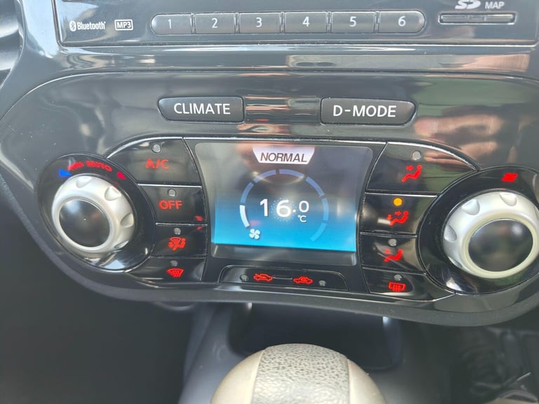 2012 Nissan Juke 1.6 Tekna CVT Euro 5 5dr HATCHBACK Petrol Automatic