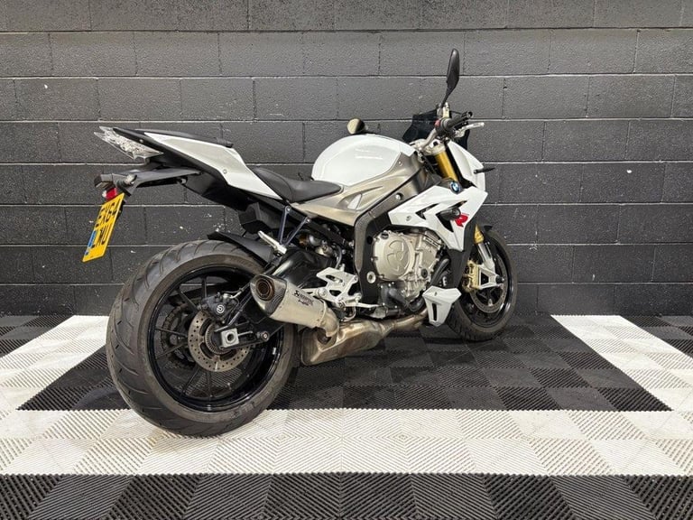 2014 64 BMW S 1000 R FINANCE SPECIALISTS APPLY NOW