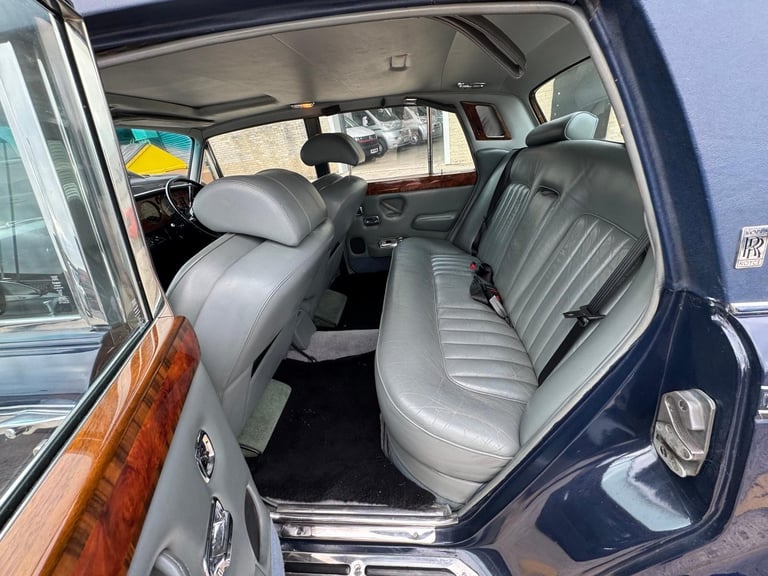 ROLLS ROYCE ROLLS ROYCE  SILVER SHADOW 2