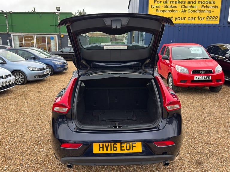 2016 Volvo V40 T3 [152] SE Lux Nav 5dr Geartronic HATCHBACK PETROL Automatic