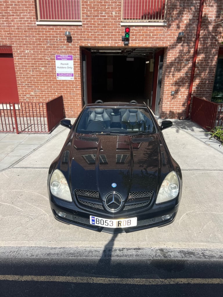 image for Mercedes-Benz SLK 1.8 SLK200K Convertible 2dr Petrol