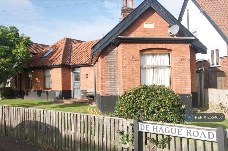 7 bedroom house in De Hague Road, Norwich, NR4 (7 bed) (#2654657)