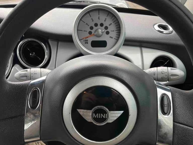 2002 MINI Hatch 1.6 Cooper 3dr Auto HATCHBACK Petrol Automatic