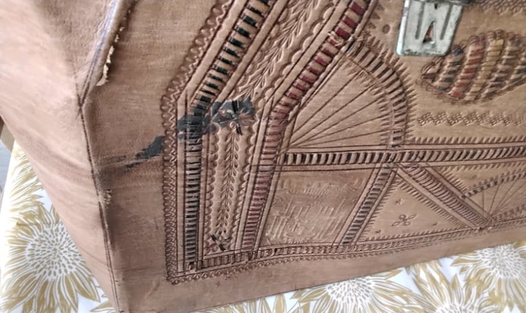 Vintage middle Eastern hand crafted large bag cool