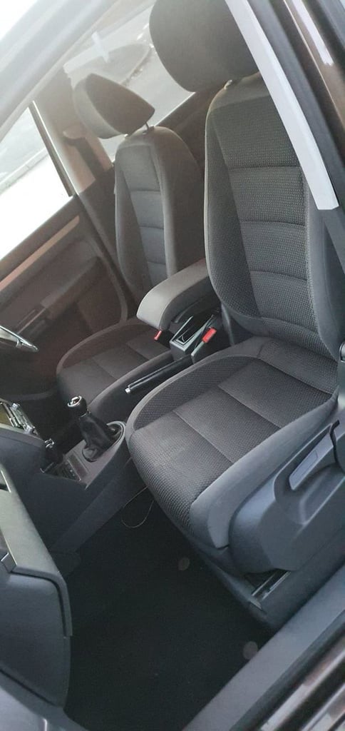 2011 VW TOURAN 1.6 TDI SE DRIVES LOVELY*OWNED 3*YEARS*FSH