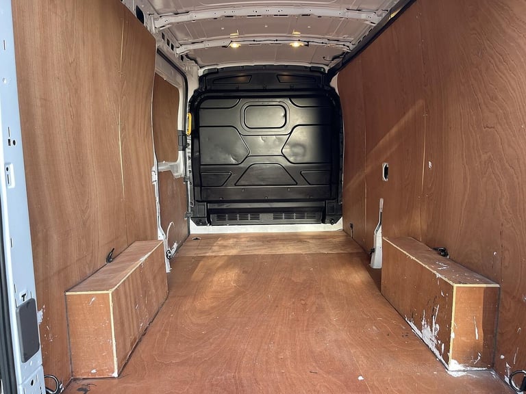 2021 Ford Transit 2.0 350 EcoBlue Leader FWD L3 H2 Euro 6 (s/s) 5dr PANEL VAN Diesel Manual