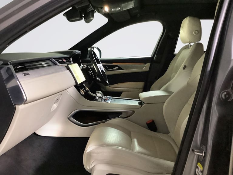 2021 Jaguar F-Pace 2.0 D200 R-Dynamic SE 5dr Auto AWD ESTATE DIESEL Automatic