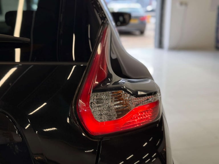2017 Nissan Juke 1.6 Juke Tekna CVT 5dr SUV Petrol Automatic