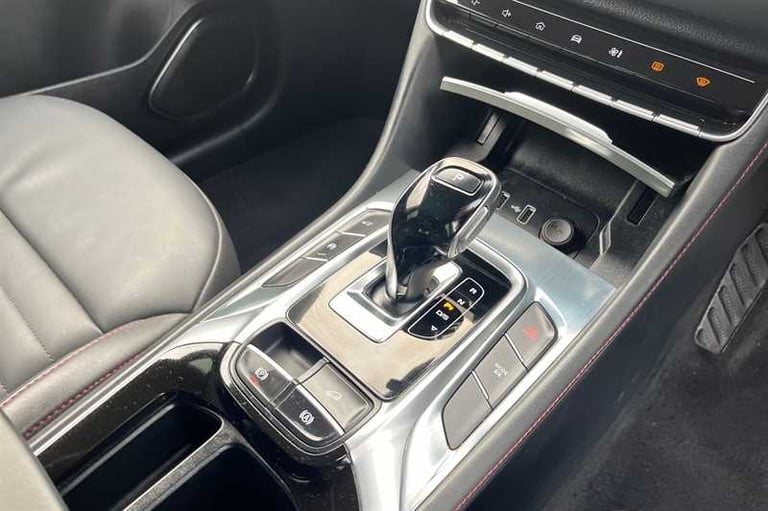 2024 MG MG HS 1.5 T-GDI Trophy SUV 5dr Petrol DCT Euro 6 (s/s) (162 ps) SUV Petrol Automatic
