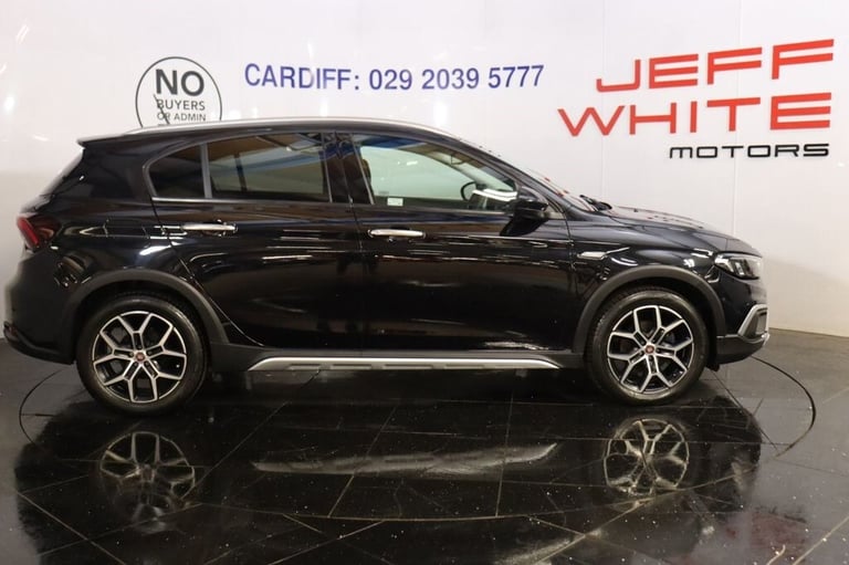 2021 Fiat Tipo 1.0 Cross 5dr (SAT NAV, REV CAMERA, BLUETOOTH) Hatchback Petrol Manual