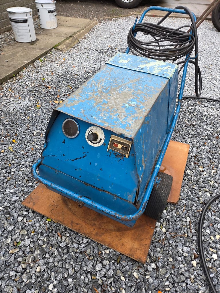 Pressure washer, electric 