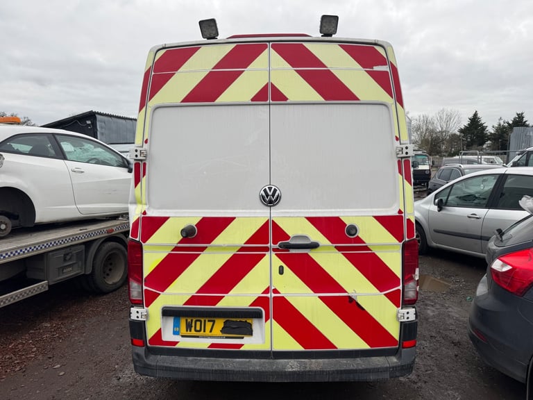 Volkswagen crafter lwb 2.0 tdi 2017 white BREAKING FOR PARTS 