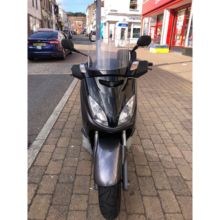 Yamaha xmax250