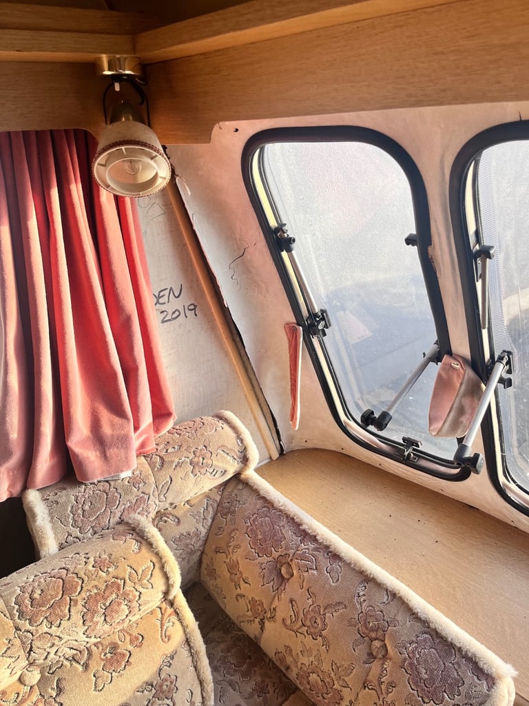 4 berth caravan coachman with awning 