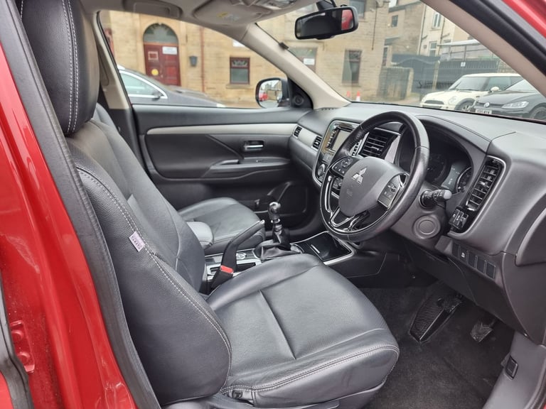 2018 Mitsubishi Outlander 2.3 DI-D. 39,000 Miles, 7 SEATS, 4X4.