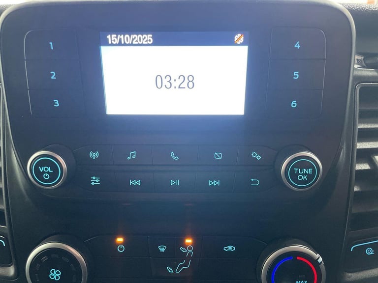 2022 Ford Transit 2.0 350 EcoBlue MHEV Leader RWD L4 H3 Euro 6 (s/s) 5dr PANEL VAN Diesel Manual