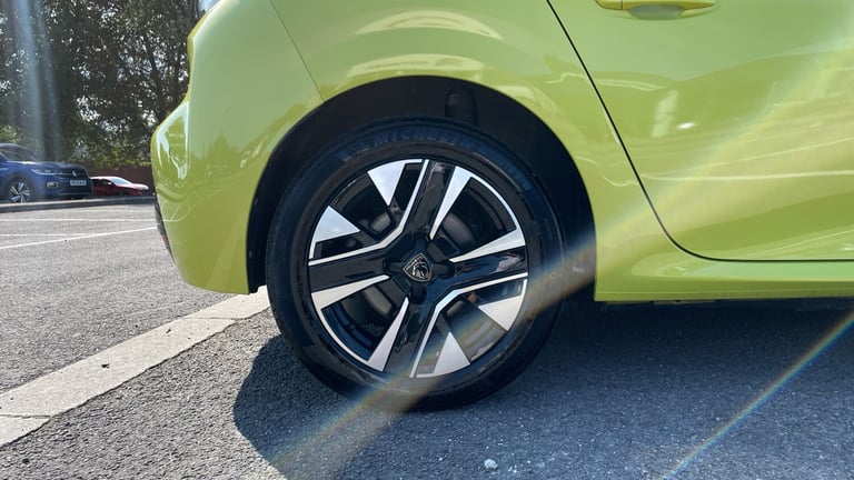2024 Peugeot 208 50kWh E-Style Auto 5dr (7.4kW Charger) Hatchback Electric Automatic