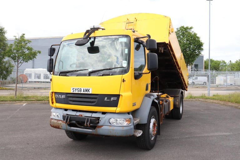 DAF LF55 220 4X2 DROPSIDE STEEL INSULATED TIPPER (2008)
