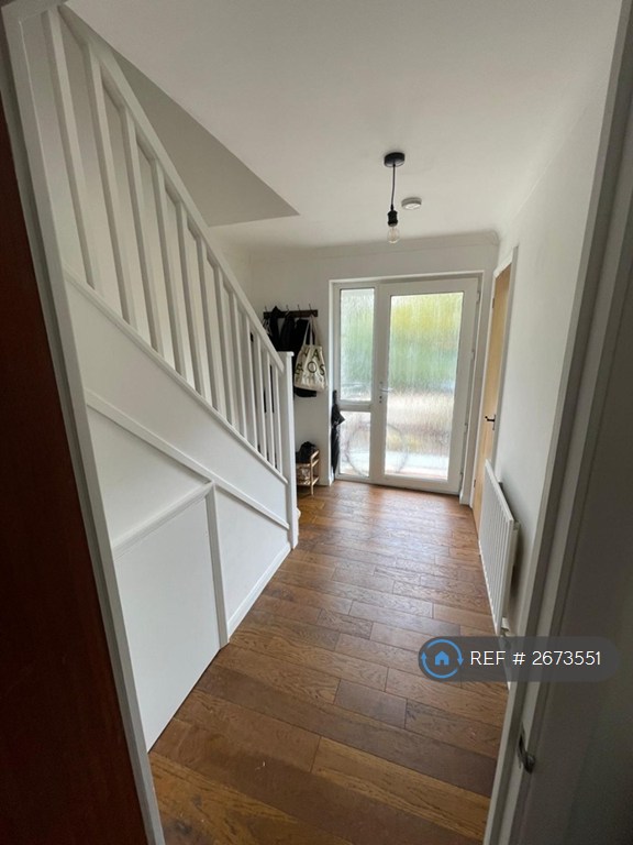 4 bedroom house in Holland Drive, London, SE23 (4 bed) (#2673551)