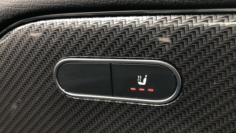 2021 Mercedes-Benz GLB GLB 200 AMG LINE AUTO Estate Petrol Automatic