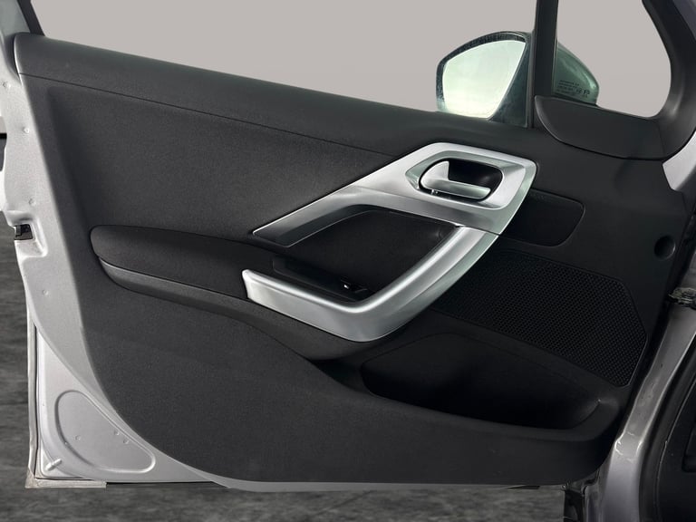 2019 Peugeot 2008 1.2 PureTech Allure Premium SUV 5dr Petrol Manual Euro 6 (s/s) (82 ps) - RE Suv...