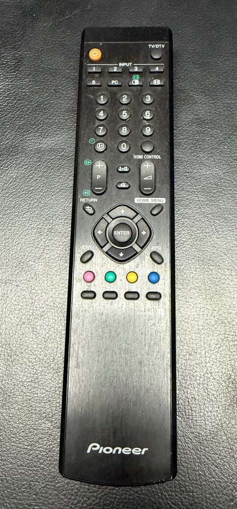 Pioneer 50in HD Ready Plasma TV Package with accessories in immaculate condition 
