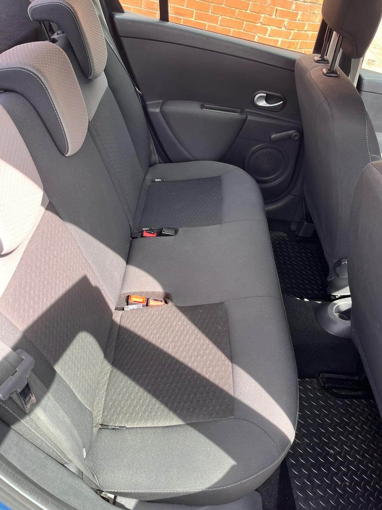 Renault, CLIO, Hatchback, 2010, Manual, 1149 (cc),5 doors - Image 4