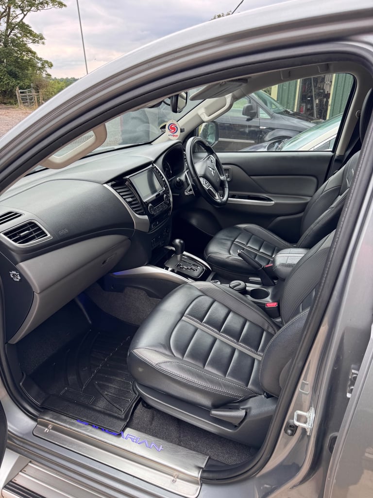 2018 Mitsubishi l200 barbarian full spec
