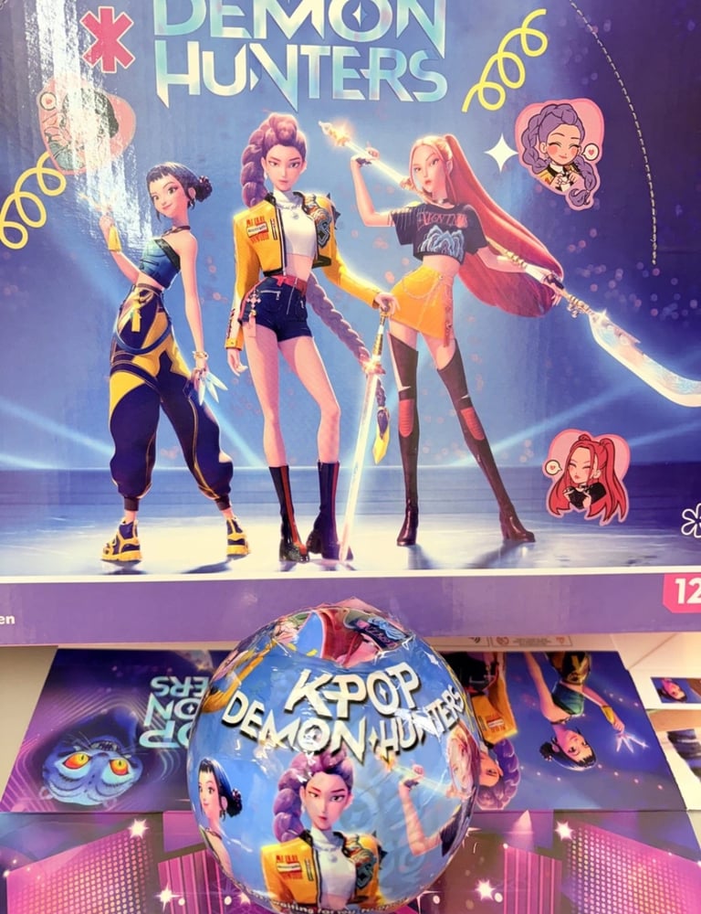 image for 1 x K-Pop Demon Hunters Surprise Ball